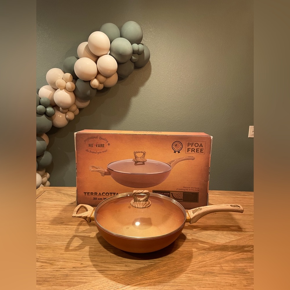 12”-inch Terracotta Wok